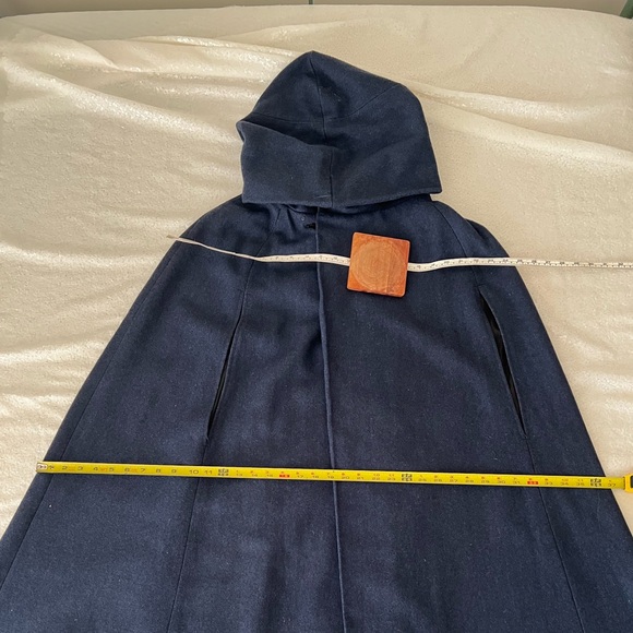 Vintage Long Dark Blue Wool Hooded Cape Cloak - cosplay Victorian or hobbit - Picture 13 of 17
